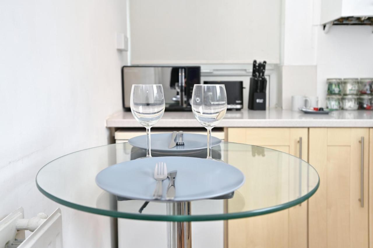 Nice Apartment - Great Portland St, Regents Pk, Euston Лондон Экстерьер фото